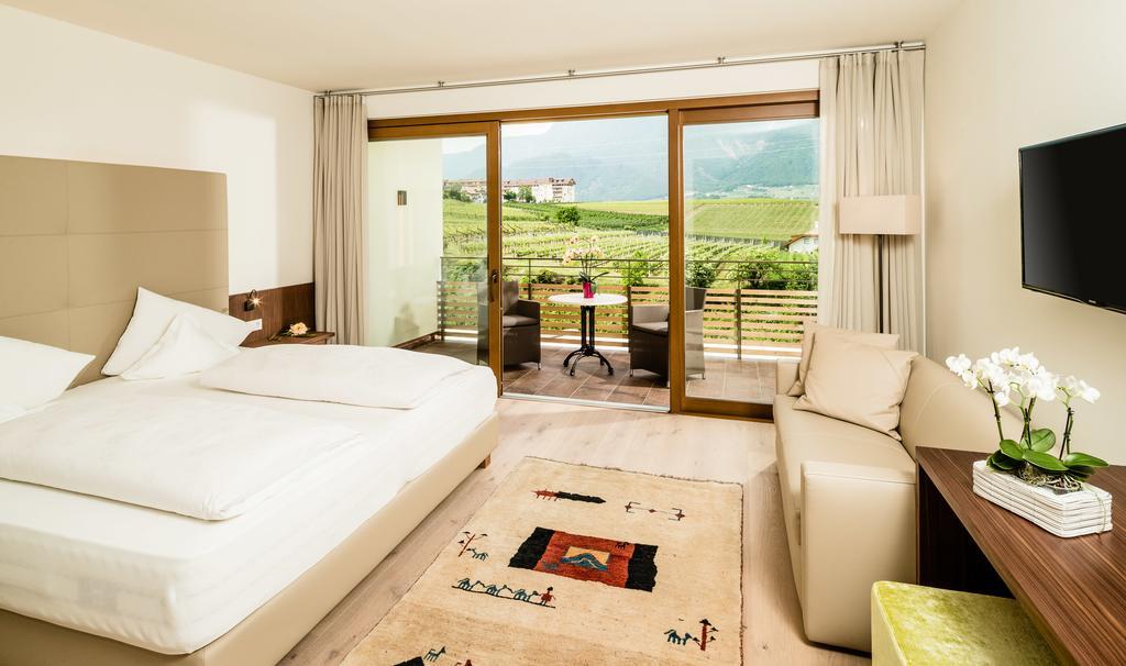 Hotel Girlanerhof Appiano Sulla Strada Del Vino Phòng bức ảnh