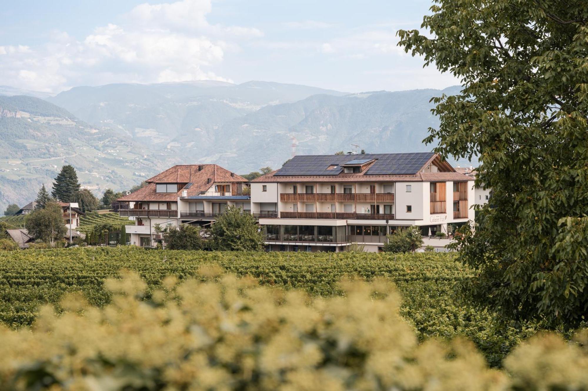 Hotel Girlanerhof Appiano Sulla Strada Del Vino Ngoại thất bức ảnh