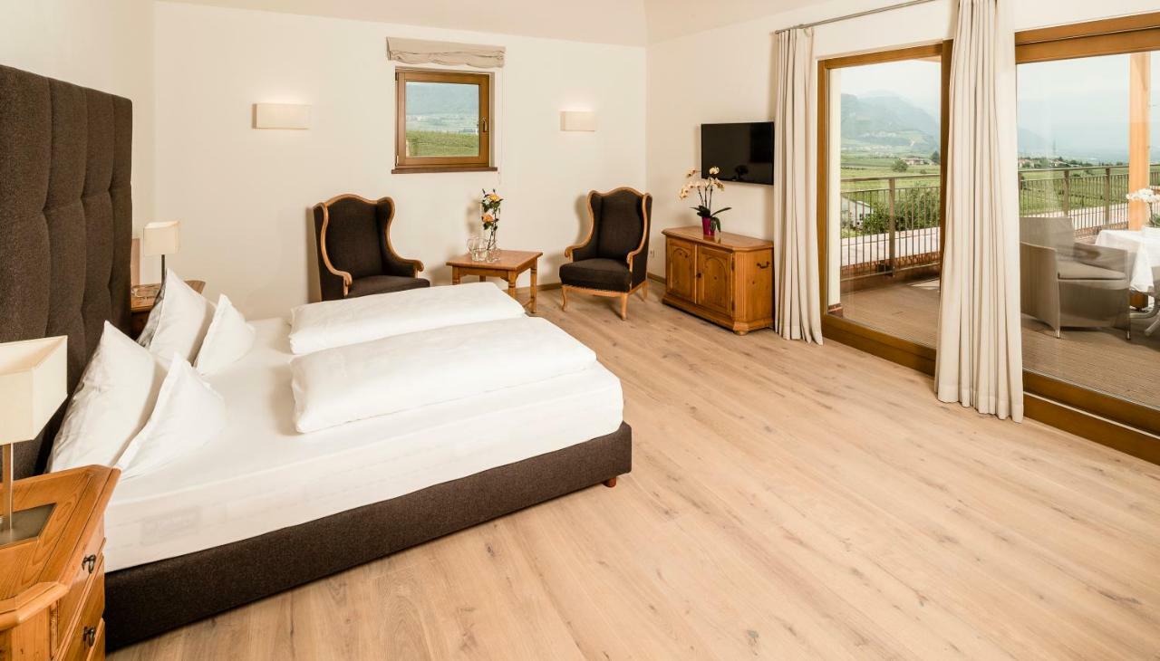 Hotel Girlanerhof Appiano Sulla Strada Del Vino Ngoại thất bức ảnh